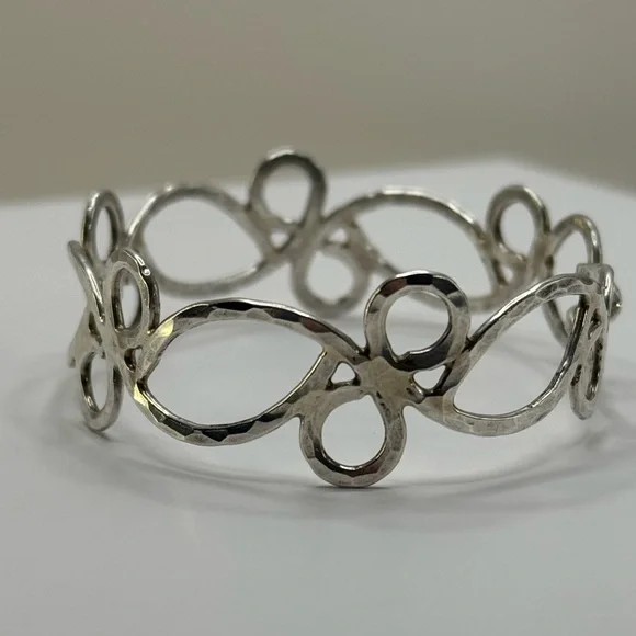 925 Silver scroll bangle - Picture 4 of 13